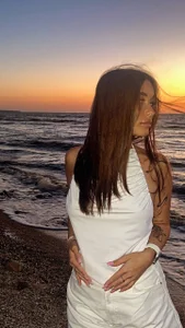 NoBurtenGirl Public зображення 2