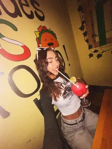 tinymoon-'s photo