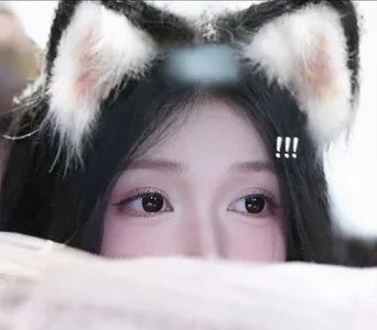 Fotos com nudez XXX de Nancy__99: 1