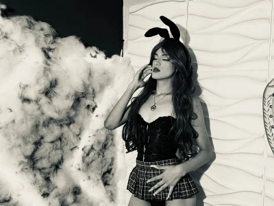 rihannagil cute টি ছবি