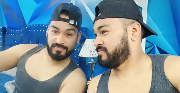 mmm de Liam_hairy  2 Imagens