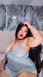 Bella_cross_v Milf sexy🔥 slika 8