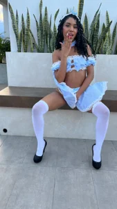 KarlaHilton Public Pic 4