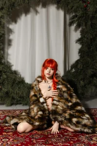 Molly_Platt Makima Pic 7