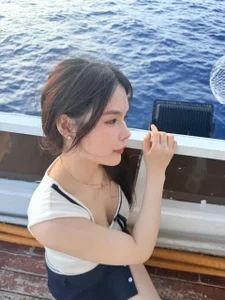 Yiyi188 Public Pic