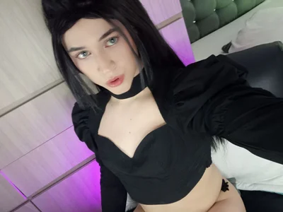 Noah__angel kullanıcısının Your black haired girl albümü -  4 fotoğraf