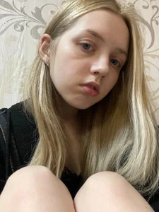 mollyy_snow's XXX Nude Photo 7
