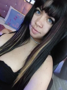 alice__tylor kullanıcısının HI albümü -  5 fotoğraf