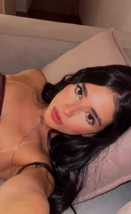 Vahl_- Public  9টি ছবি