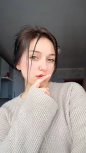 ShawnaBree Public 2 Pic