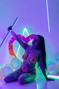 NEÓN 🌈 de paulys_  2 Imagens