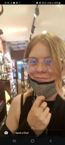 DownunderModellerTasty teases Bild