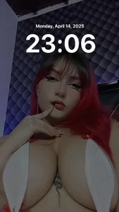 Dafne_Moon slingshot Pic 4