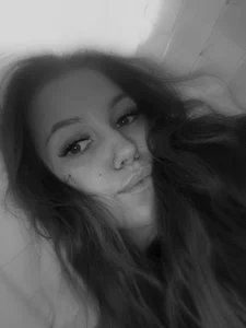 hello! im Lisa))) de NicholeFischman  Imagens