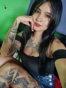 yenny_garcia Public Pic 4