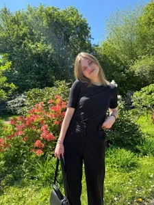 ErinnPieloch: Public ( 5 фото)