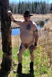 Outdoors_Nude Public Pic 4