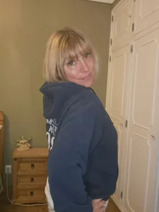 NAWTYClassyBritMILF Weekend begins on a happy note Immagine  3