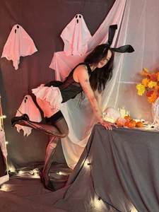 Marryme- kullanıcısının Bad Bunny Night albümü -  3 fotoğraf