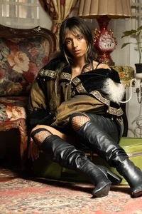 Just a Model de Theevae  4 Imagens