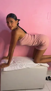 Antonellasmith00 flirtatious and sexy💟 Pic 5