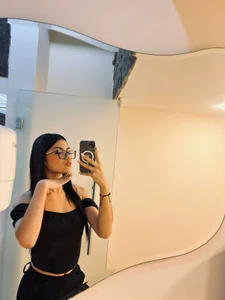 MarianaaDooll Day Off Pic 2