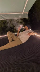 Public de JesusOne  2 Imagens