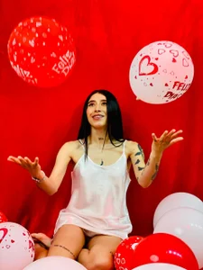 Nairobi_Skinny_ HAPPY VALENTINE'S DAY зображення 6