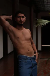 leo_carter Public Pic 8