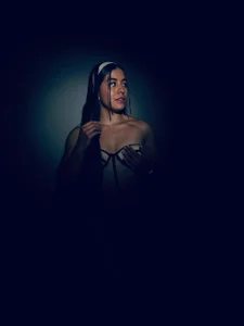 MilaColeman Velvet Glance Pic 4