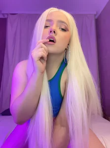 EmillyBones Blonde  2. fénykép