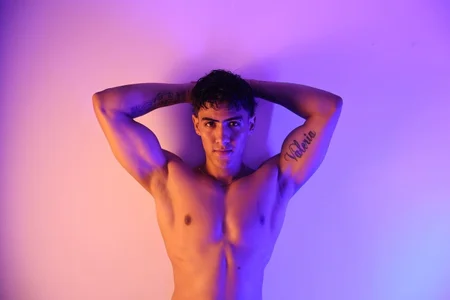 Tayler_Cross 🥵 صورة واحدة|Tayler_Cross 🥵 صورتان|Tayler_Cross 🥵  صور|Tayler_Cross 🥵  صورة