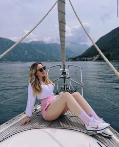 hotexclusive_ just Tata Gambar 3