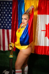 SophieWinsloow 🔥 Temptation Goal Pic 6