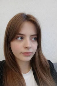 AltheaEllers Public 圖片