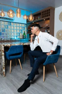 Public de Hideintheoffice  8 photos