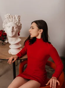 ReginaRobinson Public  4টি ছবি