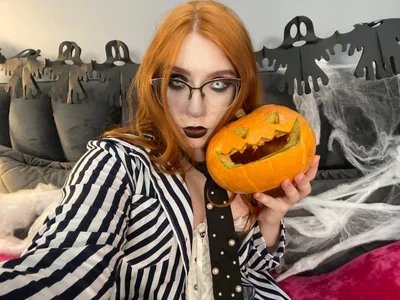 AliceAllisons 🎃 Pic