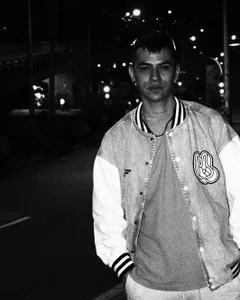 chris_suarez Hello Pic 7