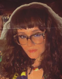 MariathLittle Something about me 🗯️📸 Pic 2