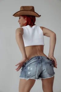 Jullia_Moor kullanıcısının Let's have a rodeo albümü -  3 fotoğraf