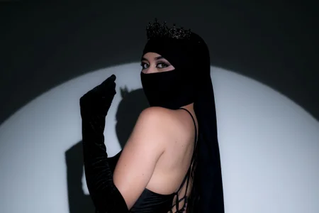 iiris_ 🎉 Happy birthday to me! Today brightly more than ever, I feel naughty, divine 사진 2