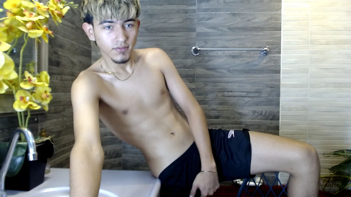 TheHotSaulito Trendaava kuva 5861