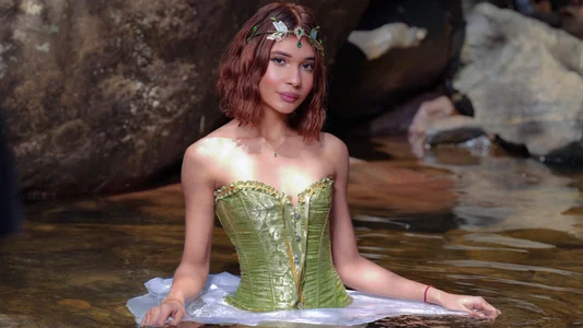 crystal_gilton “Currents of life and silence” 💦🍀 Εικόνα 3