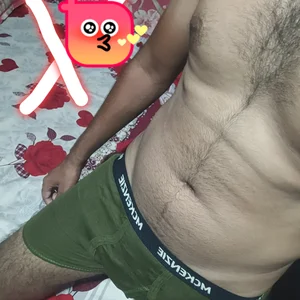 Private Looks od DesiBoy_Live  snímek
