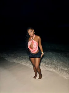 AmaraNoir1 Public Pic 2