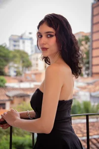 layla_kieni kullanıcısının Public albümü -  8 fotoğraf