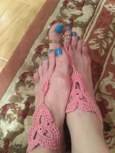 My royal feet de Virginass2000  2 photos