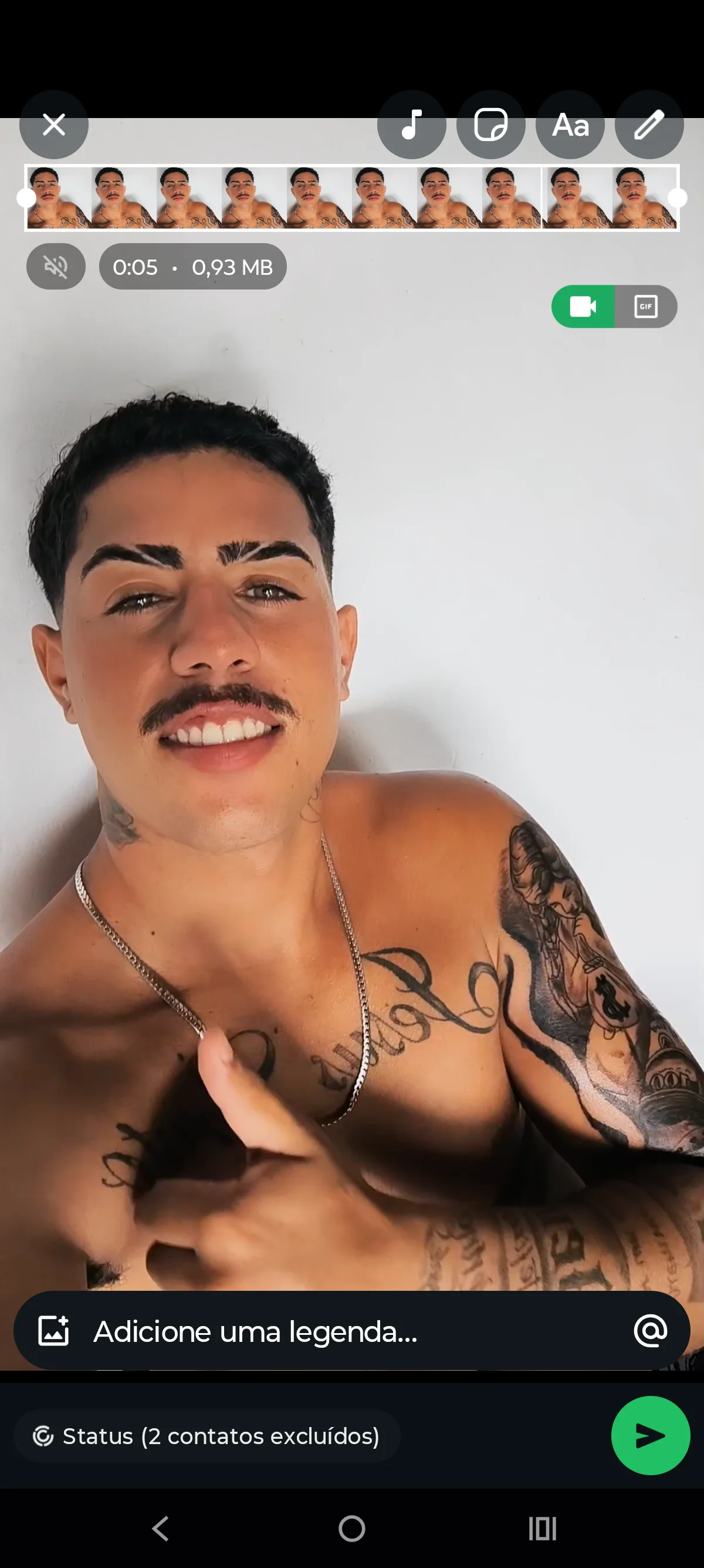 Wesleybigode Poză populară 4093