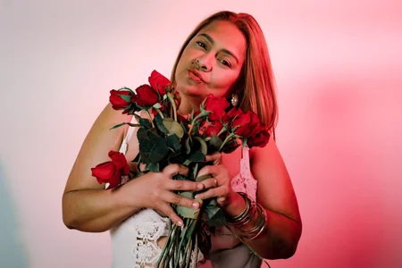 MonzerratBoyer Love is red Pic 3